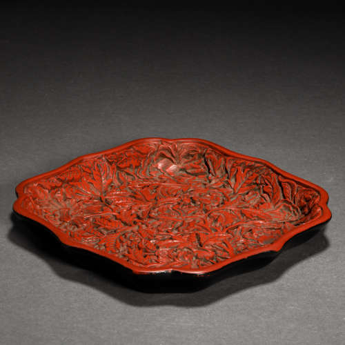 QING DYNASTY LACQUERWARE FLOWER PLATE