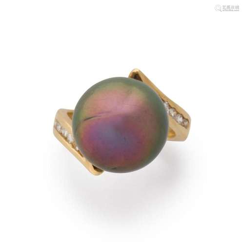 A Tahitian South Sea pearl, diamond and fourteen karat gold ...