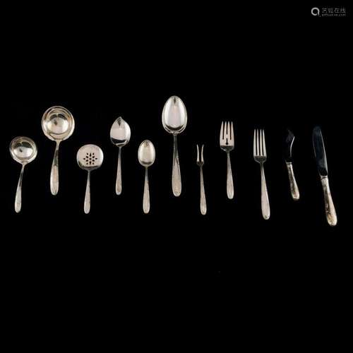 oc) Towle sterling flatware service: (8) dinner forks; a lun...