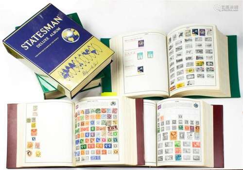 Worldwide stamp collection in five volumes, including China:...