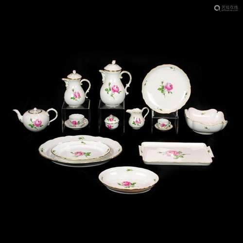 (Lot of 117) A Meissen porcelain rose decorated dinner servi...