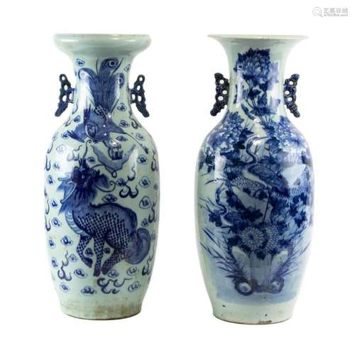 (Lot of 2) Chinese blue and white vases