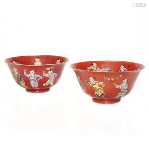 Pair of Chinese famille rose bowls