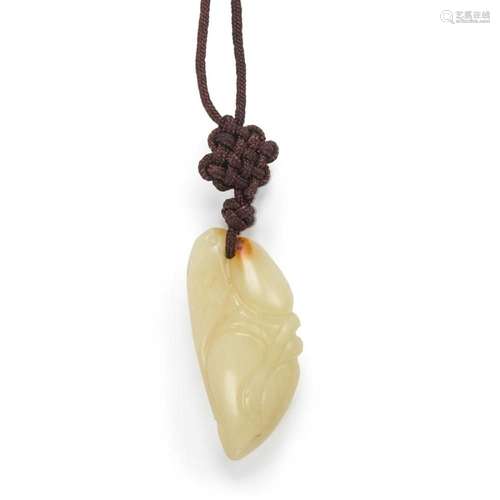 Chinese yellow jade toggle