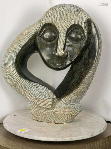 A Zimbabwean Shona sculpture by Shaibu Kanyemba