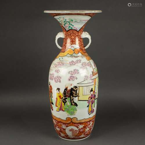 Large Japanese Imari vase