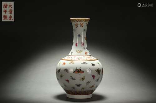 Famille Rose Vase with Flower and Butterfly Patterns Design,...