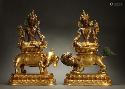 A Pair Gilt Bronze Statues of Buddha