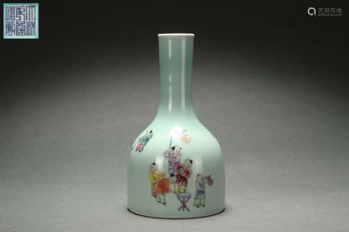 Famille Rose Bell-shaped ZUN with Children Playing Design, Q...