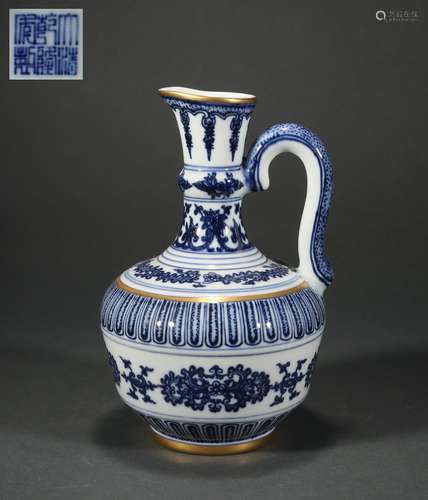 Blue-and-white Ewer with Rolled Gold Design, Qianlong Reign ...