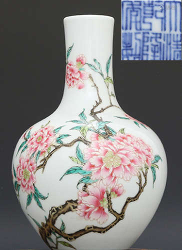 Qing dynasty Qianlong famille rose peony pattern celestial v...