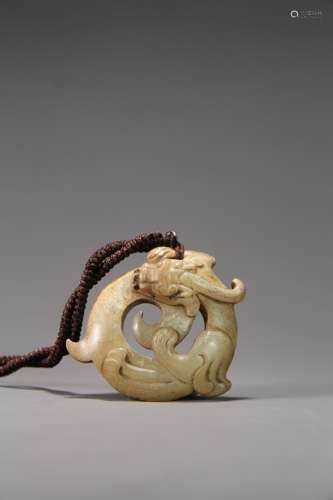 A Chinese jade pendant high ancient jade