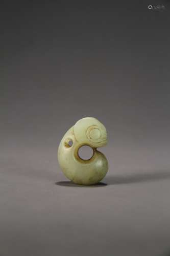 A Chinese jade pendant high ancient jade