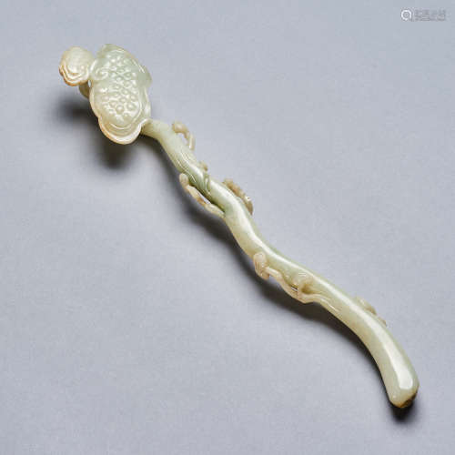 A jadeite 'lingzhi' Ruyi scepter,Qing dynasty