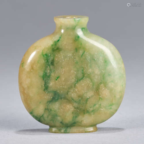 A jadeite snuff bottle, Qing dynasty