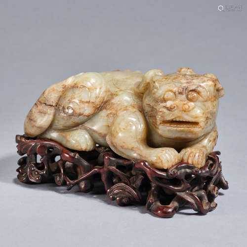 A jade carving of mythical animal ,Qing dynasty