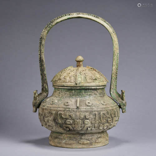 An important bronze wine vessel,Western zhou dynasty
