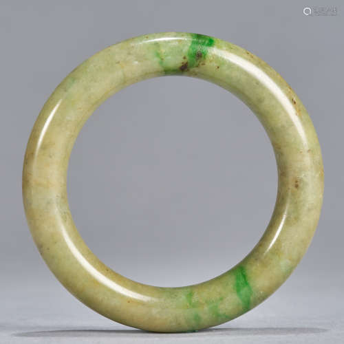 A jadeite bangle,inner diameter 5.3cm,Qing dynasty