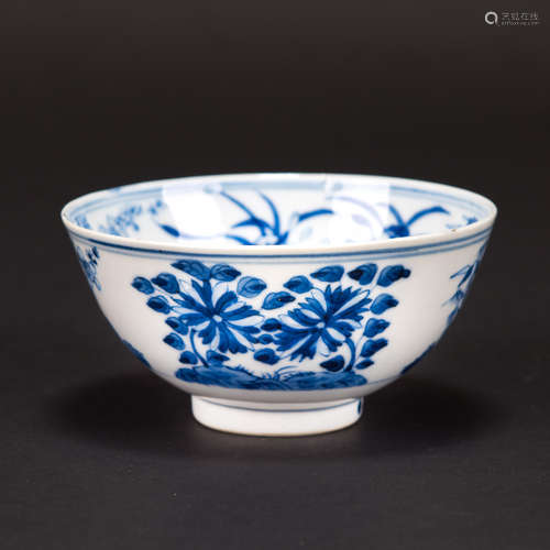 A CHINESE BLUE AND WHITE 'FLORL' DISH, DAOGUANG MARK