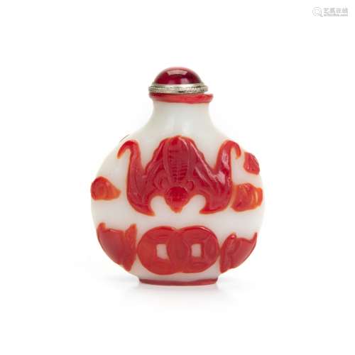 PEKING GLASS OVERLAY SNUFF BOTTLE