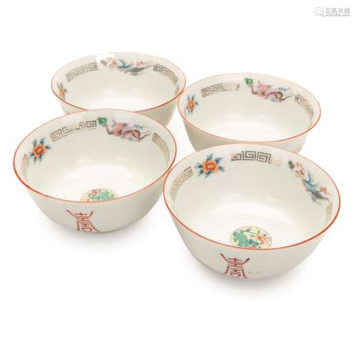 FOUR CHINESE PORCELAIN BOWLS