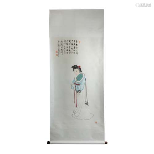 CHINESE SCROLL PAINTING OF LADY WITH FAN
