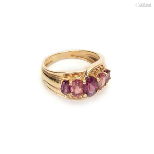14K GOLD AND RUBY RING