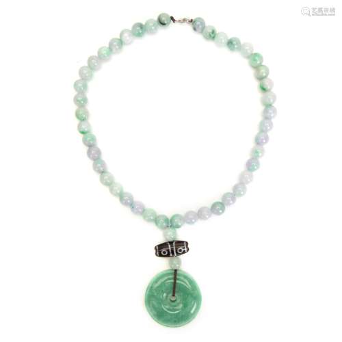 JADE NECKLACE WITH DZI BEAD