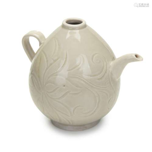 CHINESE SONG DYNASTY STYLE SMALL CIZHOU EWER
