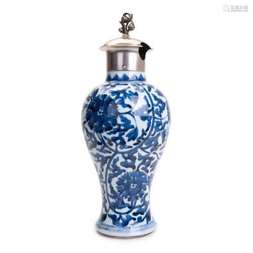 CHINESE BLUE AND WHITE VASE SILVER MOUNT