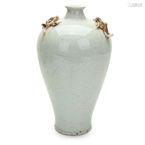 CHINESE GOLDEN WIRE CRACKLE DRAGON VASE