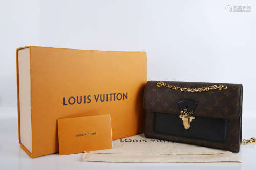 95新LOUIS VUITTON/路易威登 Victiore