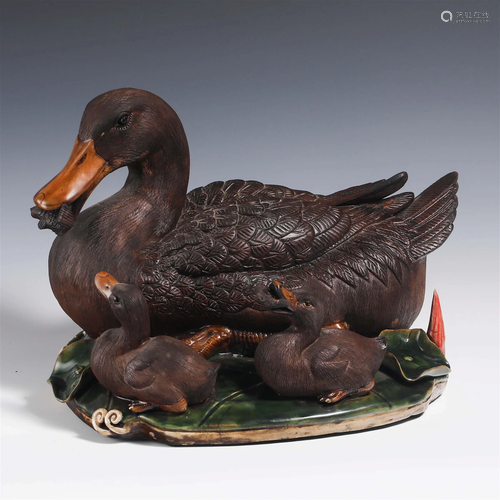 China Qing Dynasty duck ornament