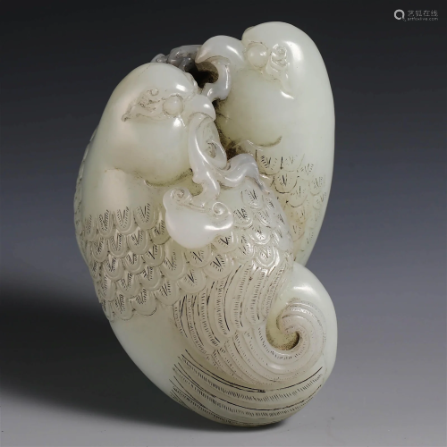 China Qing Dynasty Hetian jade parrot