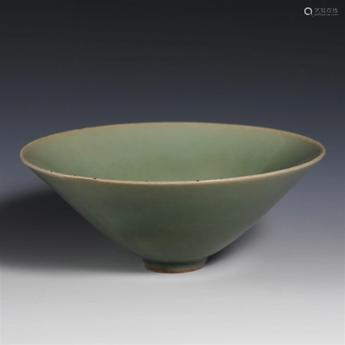 China Song Dynasty Longquan kiln cup