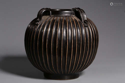 Black Glaze Hundred-Strings Four Finials Ovid Jar