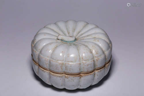 Hutian Kiln Pumpkin-Shape Box And Cover