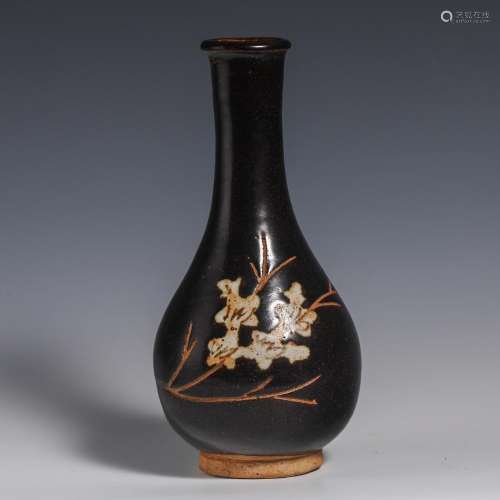 China Song Dynasty Jizhou kiln ornamental bottle