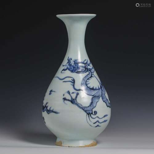 China Ming Dynasty Blue and white porcelain Yuhuchun bottle