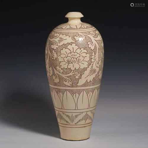 China Song Dynasty Cizhou Kiln Picking Plum Vase