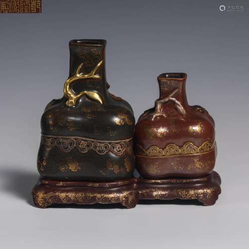 China Qing Dynasty Conjoined bottle