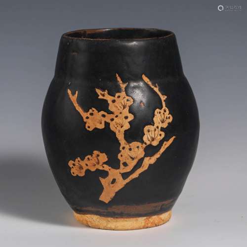 China Song Dynasty Jizhou kiln plum flower pot