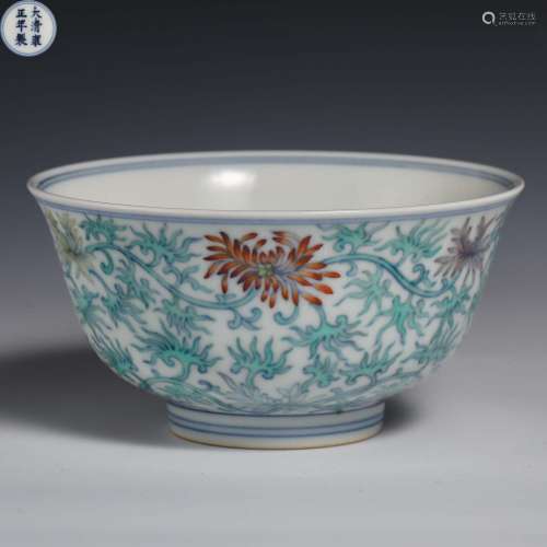 China Qing Dynasty Bucket Colorful Carved Floral Bowl