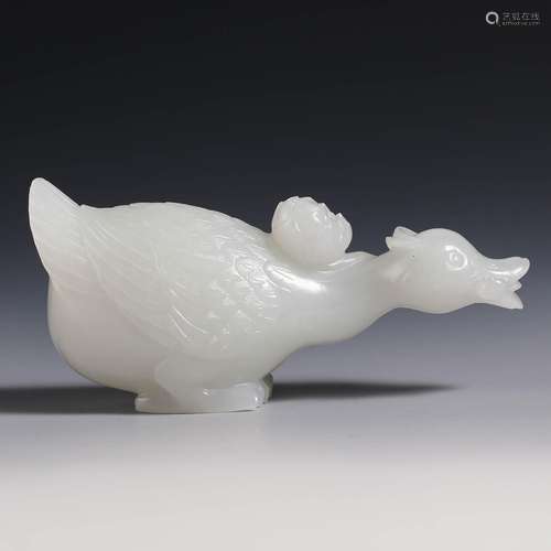 China Qing Dynasty Jade bird ornament