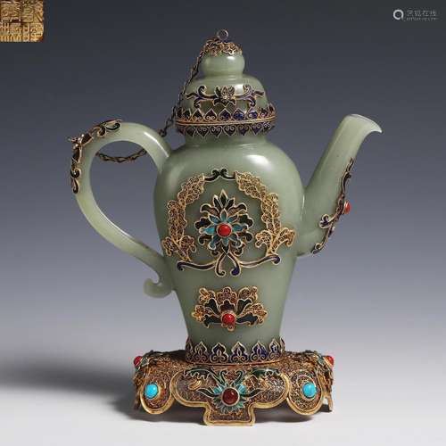 China Qing Dynasty jade pot