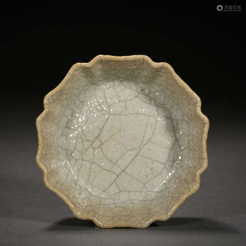 Song Dynasty of China, Ge Kiln Plate