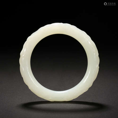 Qing Dynasty of China, Jade Bracelet