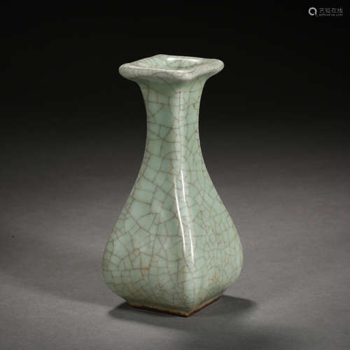 Song Dynasty of China, Official Kiln Square Net Bottle