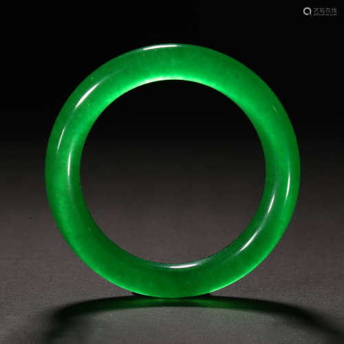 Qing Dynasty of China,Jadeite Bracelet