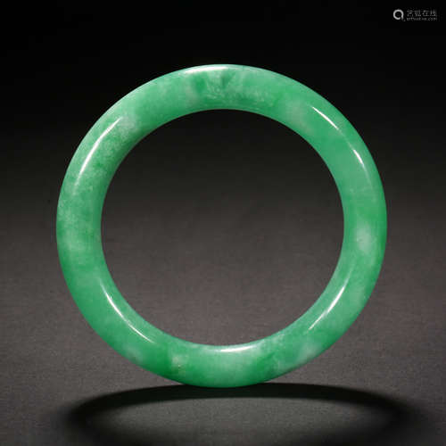 Qing Dynasty of China,Jadeite Bracelet